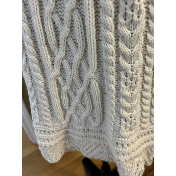 The Irish Store Women's Wool Sweater mixed Cable Knit tunic slits Ivory Size m - Picture 10 of 16